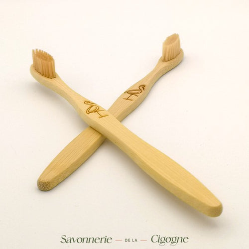 Brosse à Dents en Bambou – Éco-responsable & Naturelle
